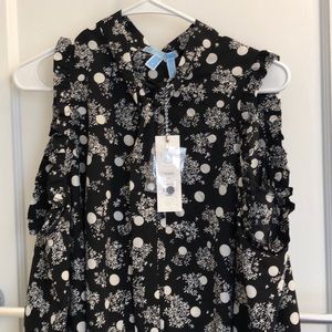 Draper and James blouse size 4. New w/tags